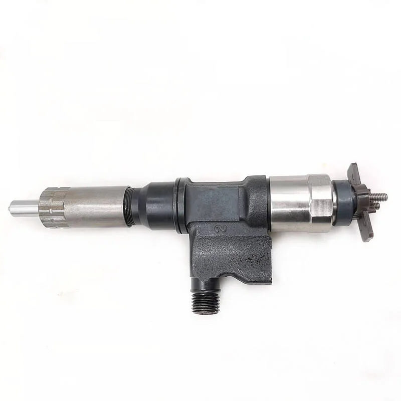 Denso Injector 095000-5471 — Komatsu PC200-8 / Isuzu 4HK1